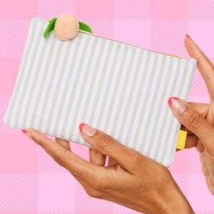 ipsy|April ‘24 Cosmetic Bag